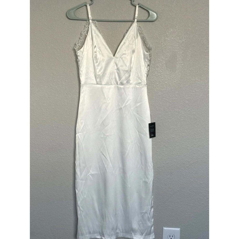 NWT: Lulus White Lace Satin Midi Dress Bridal Bridesmaid V-Neck Size S